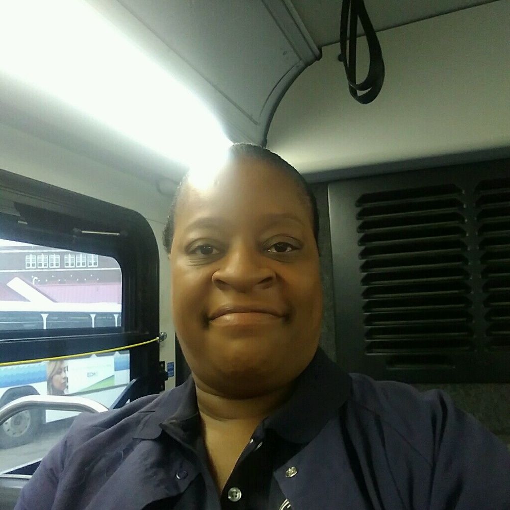 Meet your Posher, Deloris